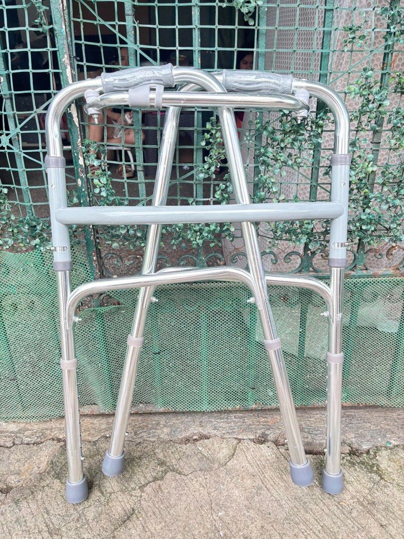 Walker foldable (Category: Medical Supplies & Tools) located in Quezon City. Submitted by indaytals (Listing ID 1467443294, Image 2). Description: Walker medical adjustable height COD Gcash Bank.
