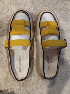 (Category: ) located in . Submitted by original_uniqlo (Listing ID 1467483504, Image 1). Description: .