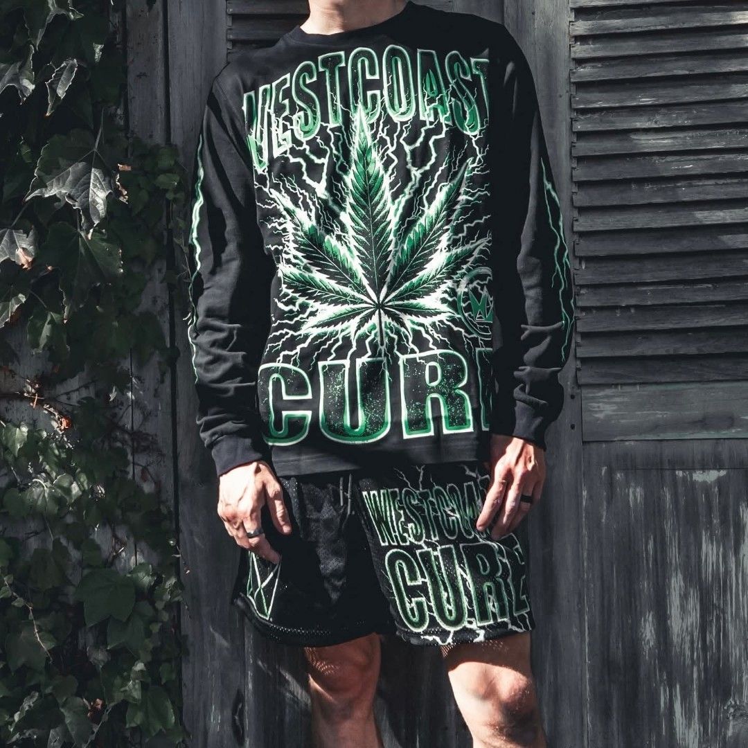 WEST COAST CURE "THUNDER" LS (BLACK) (Category: Coats, Jackets and Outerwear) located in Tabuk. Submitted by gooddropsofficial (Listing ID 1467390012, Image 1). Description: WEST COAST CURE "THUNDER" LS (BLACK) WITH BACK HIT / HEAVY CLOTH ▪️ WIDTH: 23" ▪️ LENGTH: 30.5" ▪️ SIZE: L-XL FIT ▪️ COLOR RATE: GOOD AS NEW ▪️ CONDITION: GOOD AS NEW ▪️ ISSUE: NONE ▪️ WASHED AND READY TO USE.