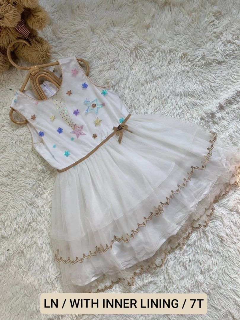 WHITE DRESS 7T (Category: Babies & Kids Fashion) located in General Santos City (Dadiangas). Submitted by happyhues_2021 (Listing ID 1467597197, Image 1). Description: .