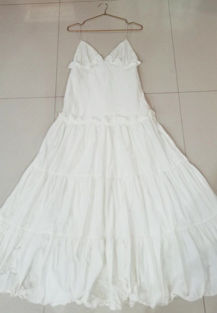 White tiered cami maxi dress (Category: Dresses) located in Batangas. Submitted by micaelaul (Listing ID 1467402334, Image 2). Description: HQ thick and heavy fabric Small-medium.