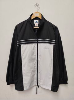 (Category: ) located in . Submitted by arj-thriftstore93 (Listing ID 1466651945, Image 1). Description: .