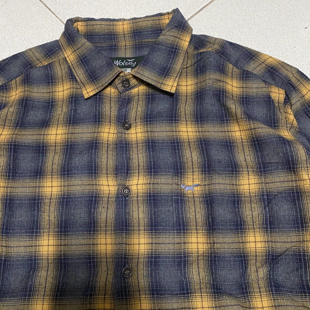wolsey checked button down ls (Category: Formal Shirts) located in Taguig. Submitted by xi_xxix1129 (Listing ID 1467602529, Image 2). Description: 22.5x29” excellent condition 349php +sf no cod taguig location 📩📩📩.