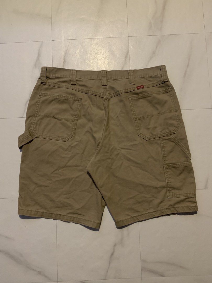 WRANGLER CARPENTER JORTS (Category: Shorts) located in Siniloan. Submitted by daily_drip (Listing ID 1467406114, Image 1). Description: .