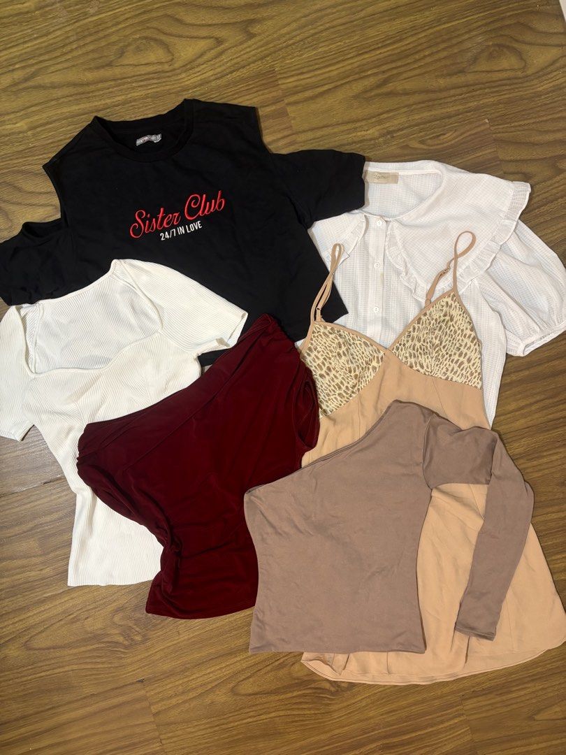 Y2K Aesthetic Top Bundle (Category: Blouses) located in Manila. Submitted by vintage.maem (Listing ID 1467498596, Image 3). Description: These are my personal preloved. Most of them are still brand new or just worn once. Selling them per bundle to help me declutter bec we’re moving out. ₱1000/bundle Fits S-M Loc: Malate Manila.