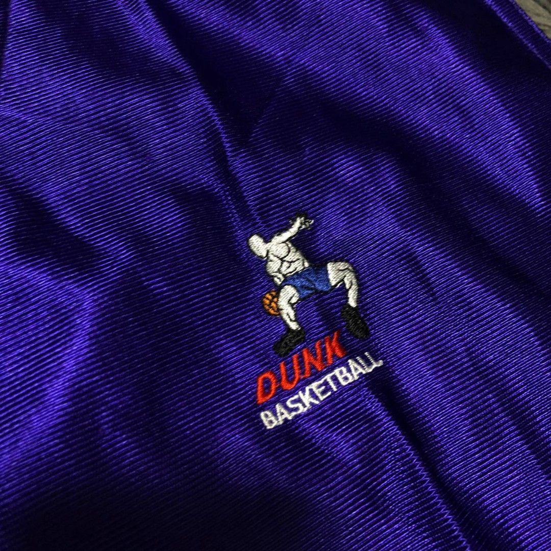 Y2k DUNK Basketball Jersey (reversible) (Category: Activewear) located in Camiling. Submitted by thriftscape2024 (Listing ID 1467468614, Image 2). Description: Excellent Condition Color rate: 9/10 Issue: ❌❌❌ Dimes: W22xL29.