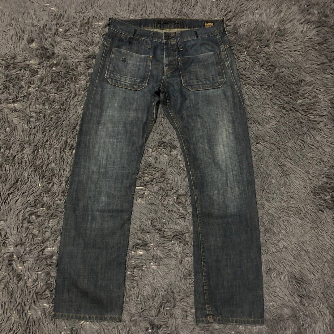 Y2k G Star Raw Pants (Category: Jeans) located in Camiling. Submitted by thriftscape2024 (Listing ID 1467556228, Image 2). Description: Excellent Condition Color rate: 9/10 Issue: ❌❌❌ W: 32 L: 41 Thigh: 13 Leg Opening: 8.