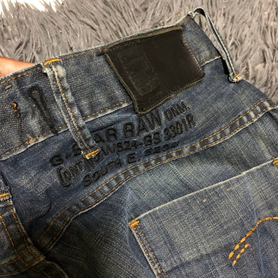 Y2k G Star Raw Pants (Category: Jeans) located in Camiling. Submitted by thriftscape2024 (Listing ID 1467556228, Image 3). Description: Excellent Condition Color rate: 9/10 Issue: ❌❌❌ W: 32 L: 41 Thigh: 13 Leg Opening: 8.
