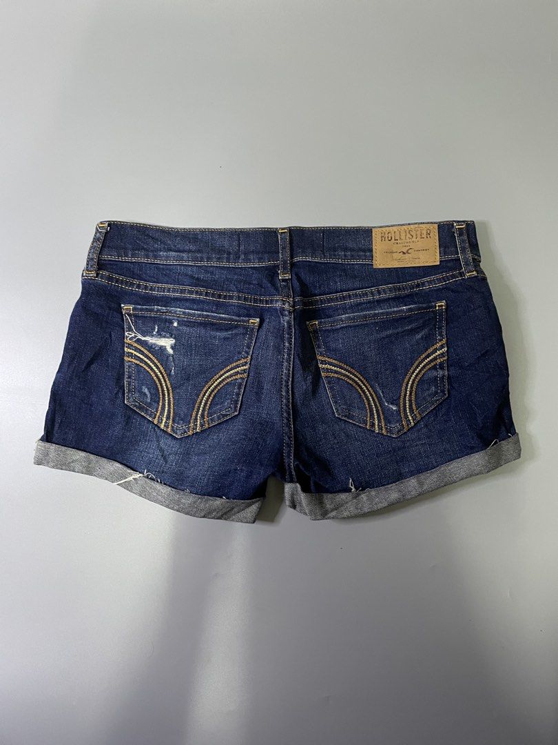 Y2k Hollister distress Micro low stretchable short (Category: Shorts) located in Bocaue. Submitted by mosthighcollective (Listing ID 1467382860, Image 2). Description: Y2k Hollister distress Micro low stretchable short Size: 24 W Dimes: 24-28 width 9.5 length Open leg: 10 Good as new No issue 650 only Dm me to purchase 📥.