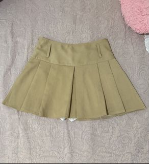 (Category: ) located in . Submitted by cartaeyoonie2 (Listing ID 1467542518, Image 1). Description: .