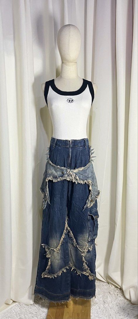 Y2K Star Patchwork Denim Pants (Category: Jeans) located in Ozamiz City. Submitted by annbernized_ (Listing ID 1467510547, Image 1). Description: .