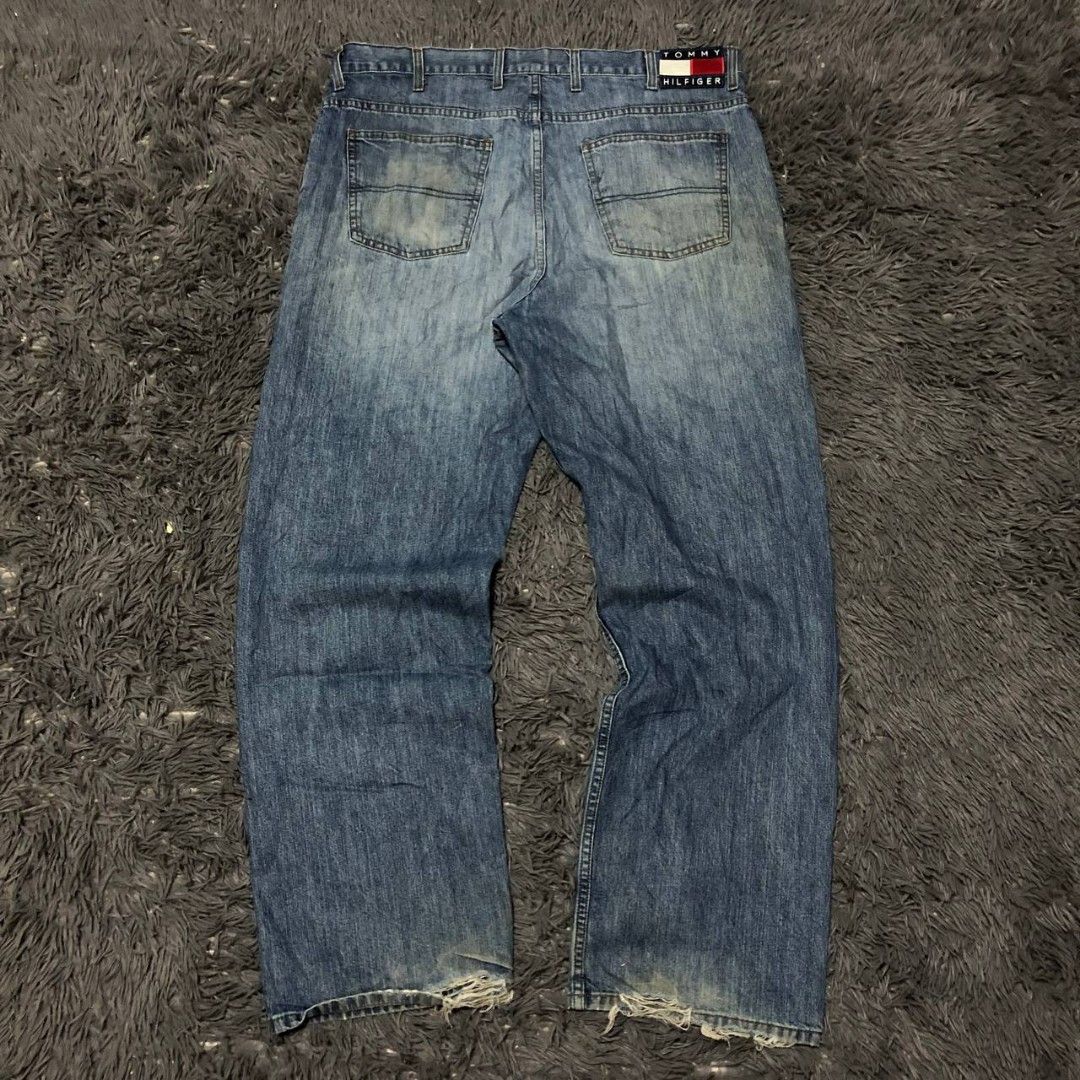 Y2k Tommy Hilfiger Baggy Pants (Category: Jeans) located in Camiling. Submitted by thriftscape2024 (Listing ID 1467554591, Image 1). Description: Excellent Condition Color rate: 9/10 Issue: distressed hem W: 38 L: 45 Thigh: 15 Leg Opening: 10.