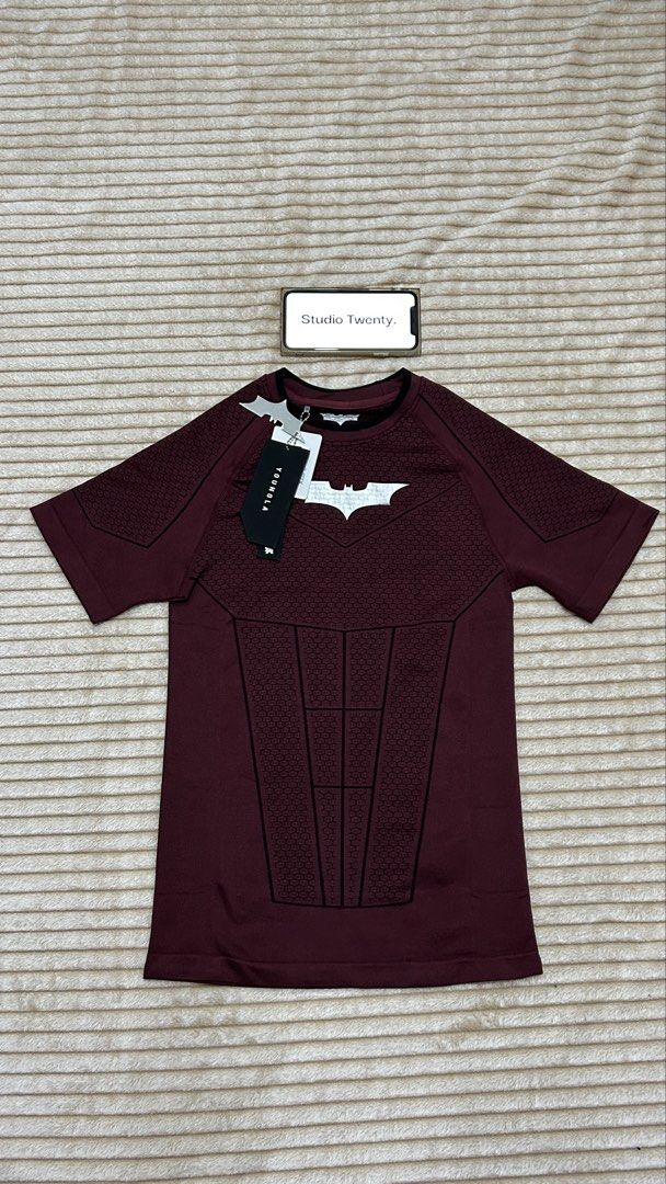 YoungLa X Batman Compression shirt (Category: Activewear) located in Pasay City. Submitted by studio_twentyph (Listing ID 1467520720, Image 1). Description: YoungLa x Batman Burgundy Colorway Size Small Brandnew Onhand.