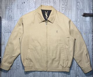 (Category: ) located in . Submitted by continuous.garments (Listing ID 1467396851, Image 1). Description: .