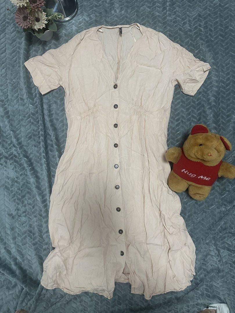 Zara - Casual Dress (Category: Dresses) located in Caloocan City. Submitted by fabs_preloved01 (Listing ID 1467534138, Image 1). Description: Zara casual Dress - Size M (44inches length, 16” width).
