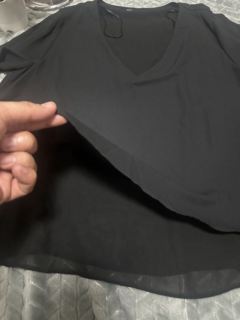 Zara - Silky Blouse (Category: Blouses) located in Caloocan City. Submitted by fabs_preloved01 (Listing ID 1467525277, Image 2). Description: Zara Silky blouse - Size L, wide sleeves.