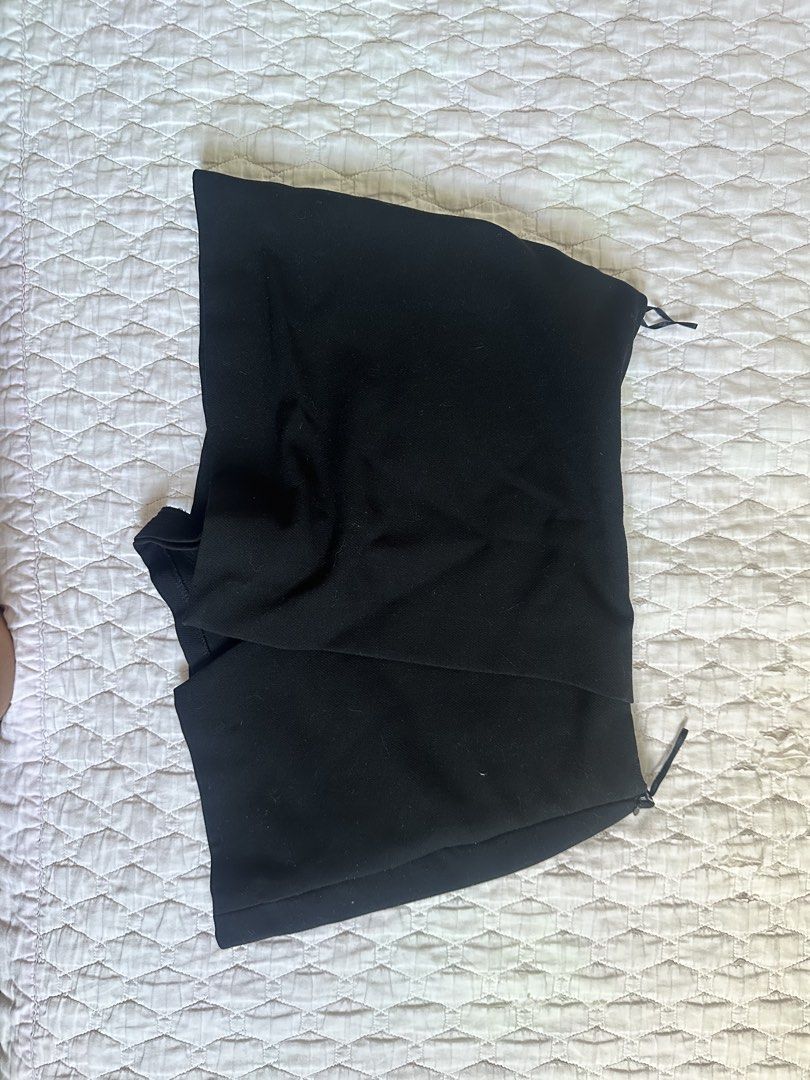 Zara Asymmetrical Mini Skort Size XS (Category: Skirts) located in Cagayan de Oro. Submitted by thelastzipper (Listing ID 1467389673, Image 2). Description: - Negotiable - Brand: Zara - Color: Black - Size: XS (EUR XS, USA XS, MEX 24) - Made in Turkey - Style: Wrap front (skirt look in front, shorts underneath) - Condition: Good overall - Versatile and easy to style with any top GCASH PAYMENT ONLY SHIPPING VIA J&T FROM CDO.