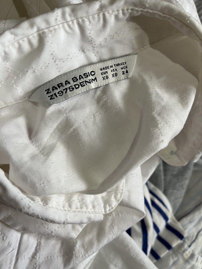 Zara Basic Z1975 Denim White Long Sleeve Shirt (Category: Longsleeves) located in Tandag. Submitted by maryarlale42144 (Listing ID 1467367400, Image 3). Description: M-L .