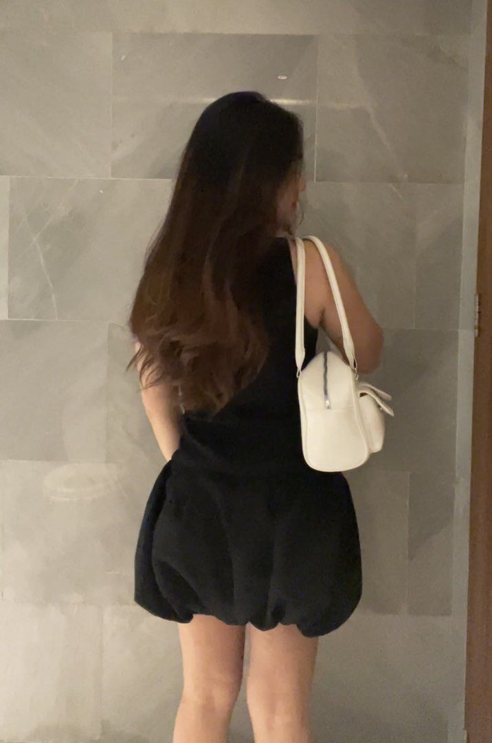 ZARA Black Balloon Hem Mini Dress (Category: Dresses) located in Quezon City. Submitted by sandrapreloves (Listing ID 1467516261, Image 3). Description: small-medium.
