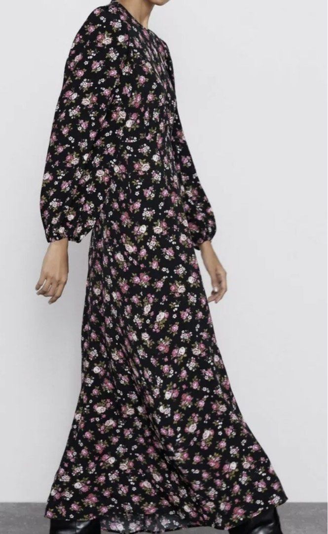 Zara Floral Midi Dress (Category: Dresses) located in Manila. Submitted by maurisio (Listing ID 1467549641, Image 1). Description: .