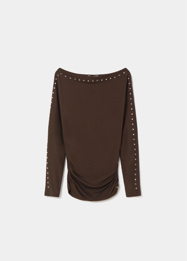 Zara Off Shoulder Studded Longsleeve (Category: Longsleeves) located in Manila. Submitted by shesells3ashells (Listing ID 1467442609, Image 2). Description: .