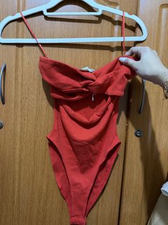 (Category: ) located in . Submitted by biancaagbscloset (Listing ID 1467575729, Image 1). Description: .