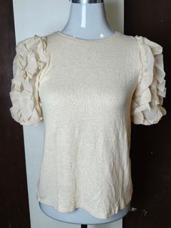 (Category: ) located in . Submitted by ashie_clothing (Listing ID 1467179461, Image 1). Description: .