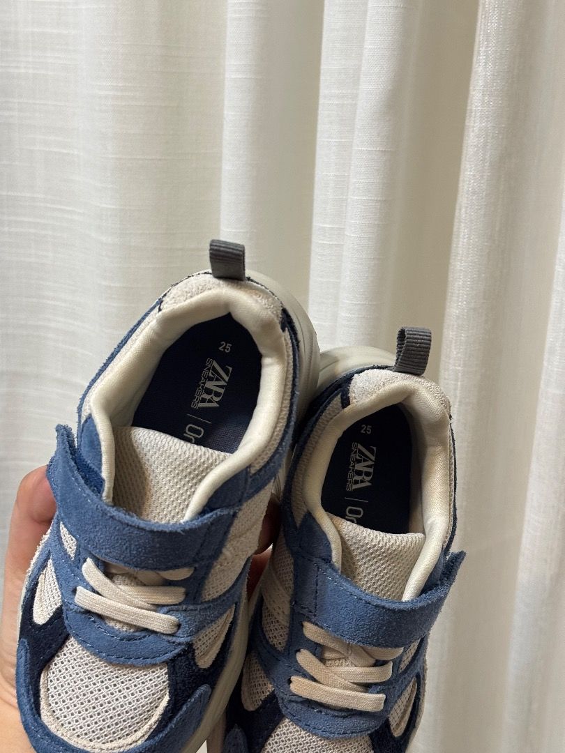 Zara Shoes (15-16cm) (Category: Babies & Kids Fashion) located in General Trias. Submitted by cheesekeith_cav (Listing ID 1467488144, Image 2). Description: Worn twice only 15-16cm .
