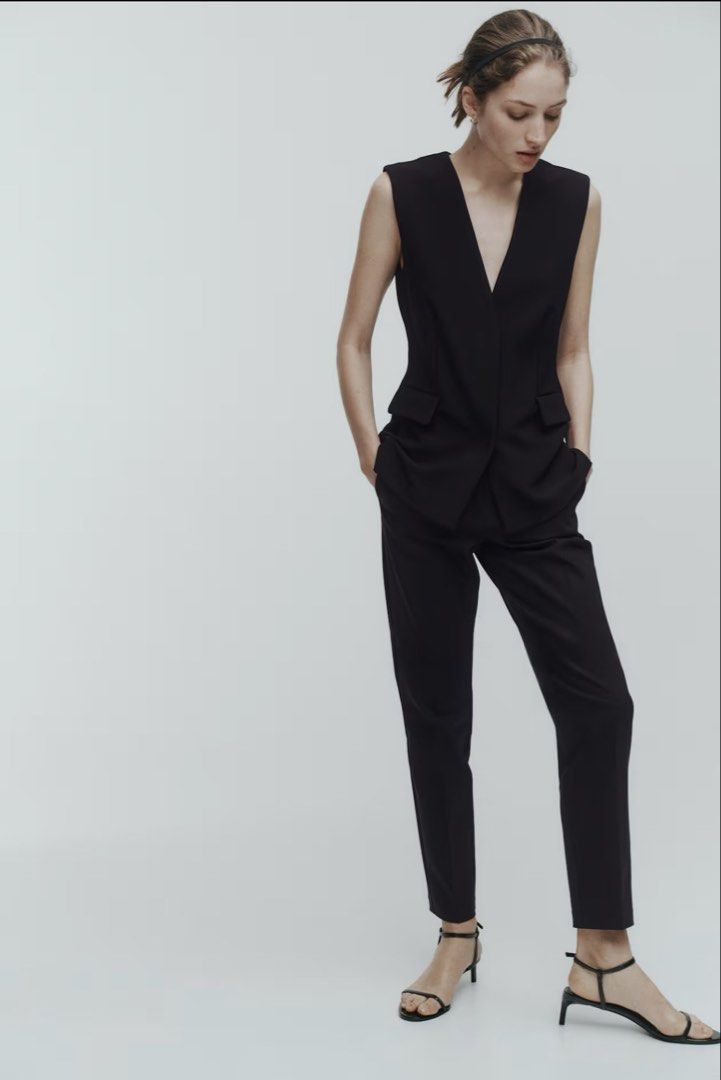 Zara Straight Trousers (Category: Other Bottoms) located in Manila. Submitted by shesells3ashells (Listing ID 1467445177, Image 1). Description: .