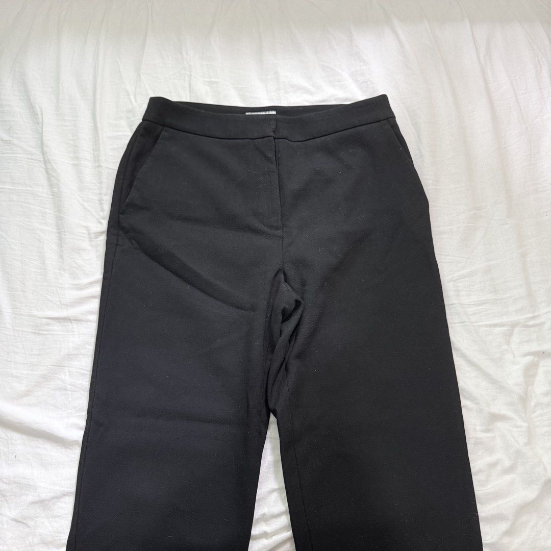 Zara Straight Trousers (Category: Other Bottoms) located in Manila. Submitted by shesells3ashells (Listing ID 1467445177, Image 3). Description: .