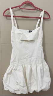 (Category: ) located in . Submitted by 8s_closet (Listing ID 1467464427, Image 1). Description: .