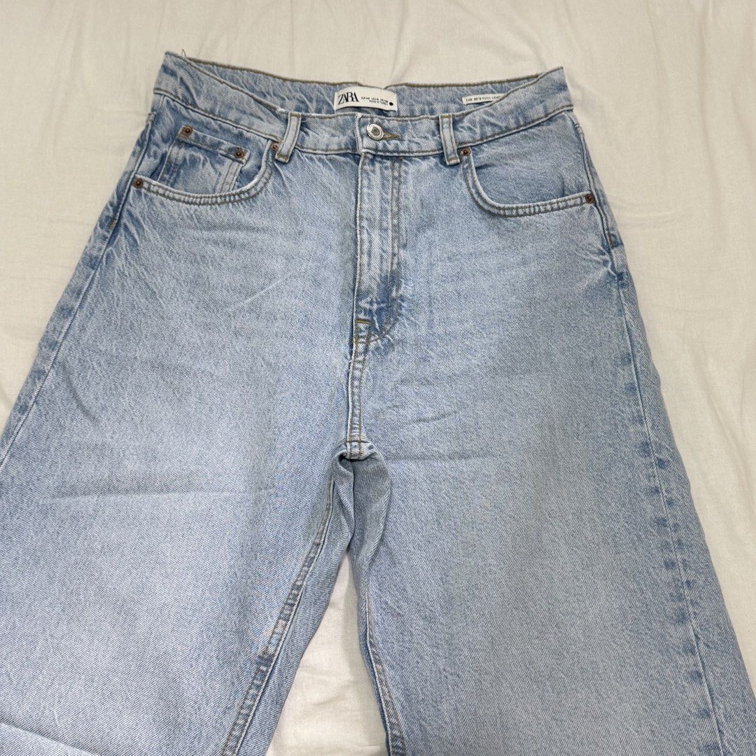 Zara Wide Leg Jeans (Category: Jeans) located in Manila. Submitted by shesells3ashells (Listing ID 1467440810, Image 2). Description: .