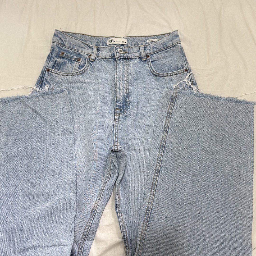 Zara Wide Leg Jeans (Category: Jeans) located in Manila. Submitted by shesells3ashells (Listing ID 1467440810, Image 3). Description: .