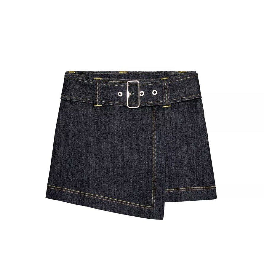 Zara Wrap Skort with Belt (Category: Skirts) located in Manila. Submitted by eleanor_rien (Listing ID 1467524066, Image 1). Description: Guaranteed Authentic Got it for ₱2,395 from Zara Trinoma Size: XS No when worn since it's brand new and never been used. 😊 The tag is already cut, but I attached it and will include it with the skort so you can verify the item's authenticity through the tag's QR and item code. 💗 MOP: BDO MOD: J&T or Lalamove.