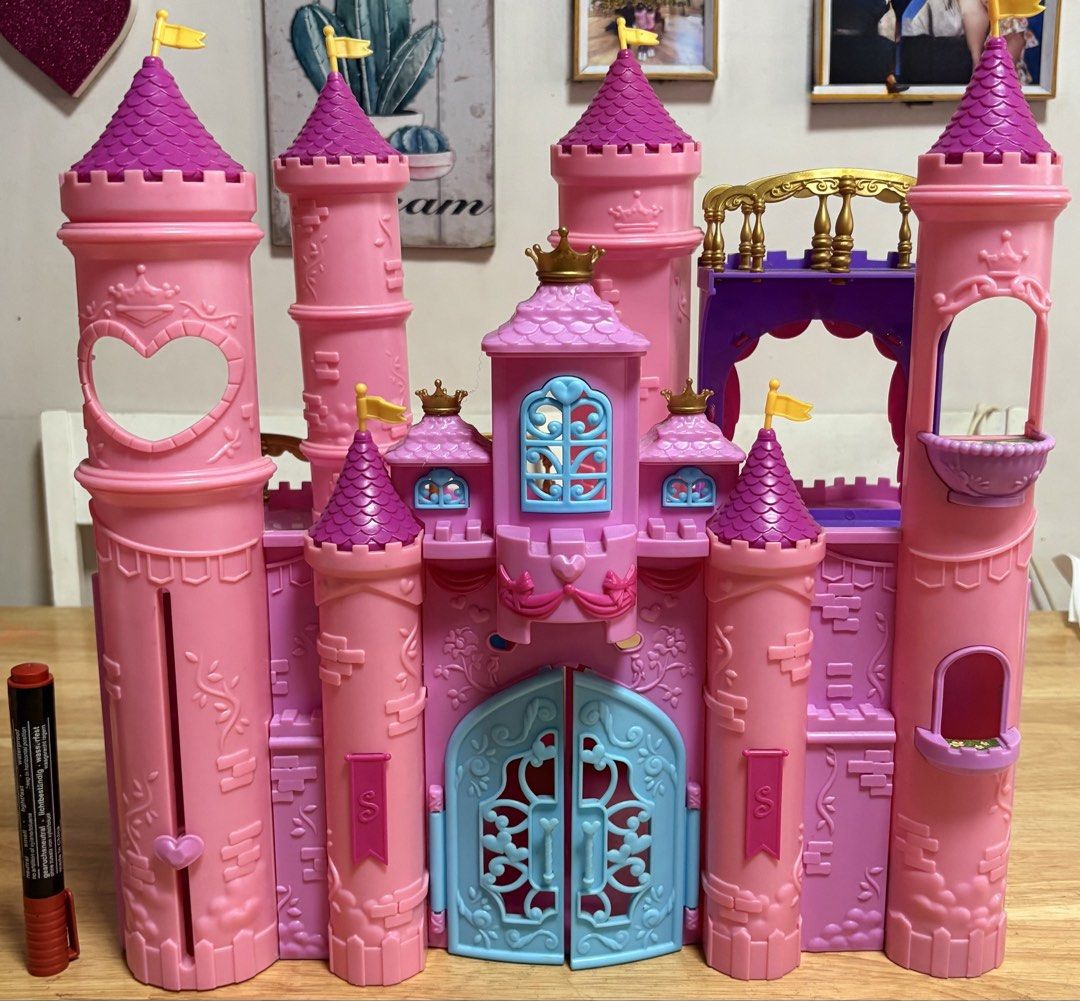 Zuru Kingdom Castle (Category: Kids Toys) located in Marikina City. Submitted by thrifty_trinkets_by_anais (Listing ID 1467386478, Image 1). Description: 🌸 Selling own preloved/brand new items for less - EVERYTHING is negotiable as long as REASONABLE in price 🤗 🏰 Accessories not included 🙏🏻 Please also check my account for more marked down items 🫶 📍Marikina near S&R/Uniqlo 💳 Maribank/Maya/Gcash 🏍️ Grab/Lalamove/J&T (by schedule) 🗓️ Offe