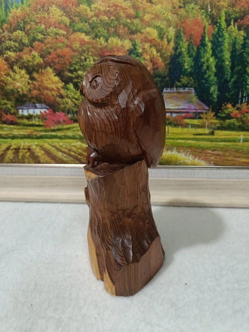 10" Wooden Owl Display Sculpture (Category: Vintage Collectibles) located in Imus. Submitted by ABrielleC (Listing ID 1467665908, Image 3). Description: Wood Material Height-10in Length-5in Width-4in Weight-1kg Japan Surplus Item First to pay Loc Imus Cavite.