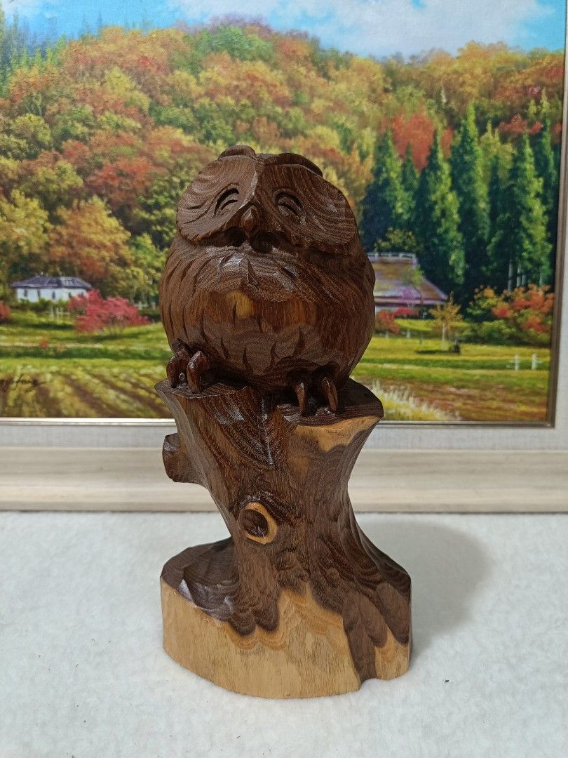10" Wooden Owl Display Sculpture (Category: Vintage Collectibles) located in Imus. Submitted by ABrielleC (Listing ID 1467665908, Image 1). Description: Wood Material Height-10in Length-5in Width-4in Weight-1kg Japan Surplus Item First to pay Loc Imus Cavite.