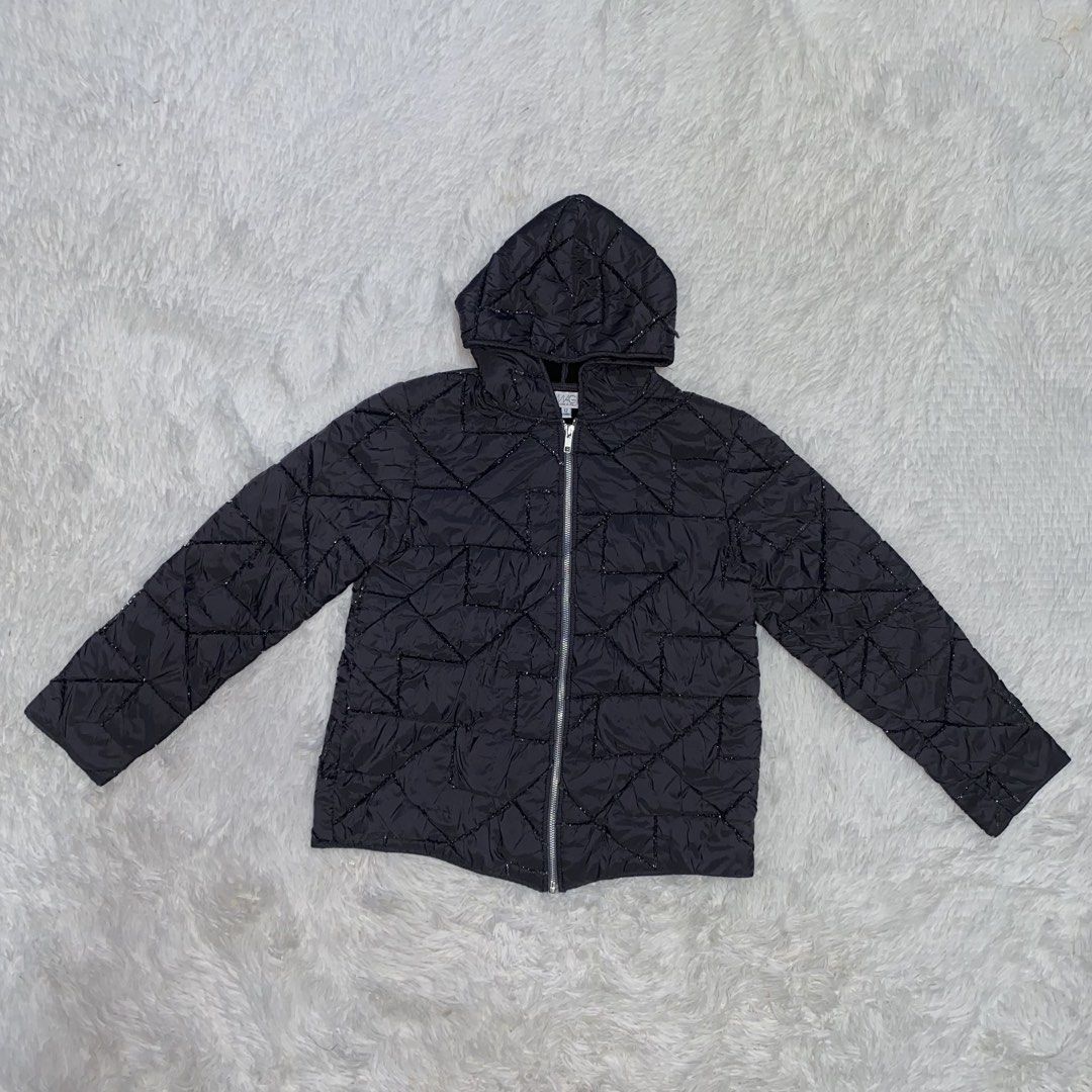 12 Years Old Magil Winter (Category: Babies & Kids Fashion) located in Bulacan. Submitted by jexmd (Listing ID 1467769299, Image 1). Description: .
