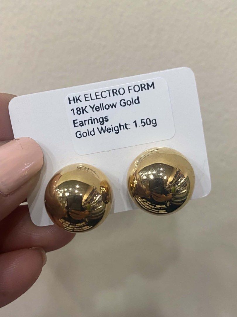 18k HK earrings (Category: Earrings) located in Manila. Submitted by mightystone_77b719 (Listing ID 1467699328, Image 1). Description: .