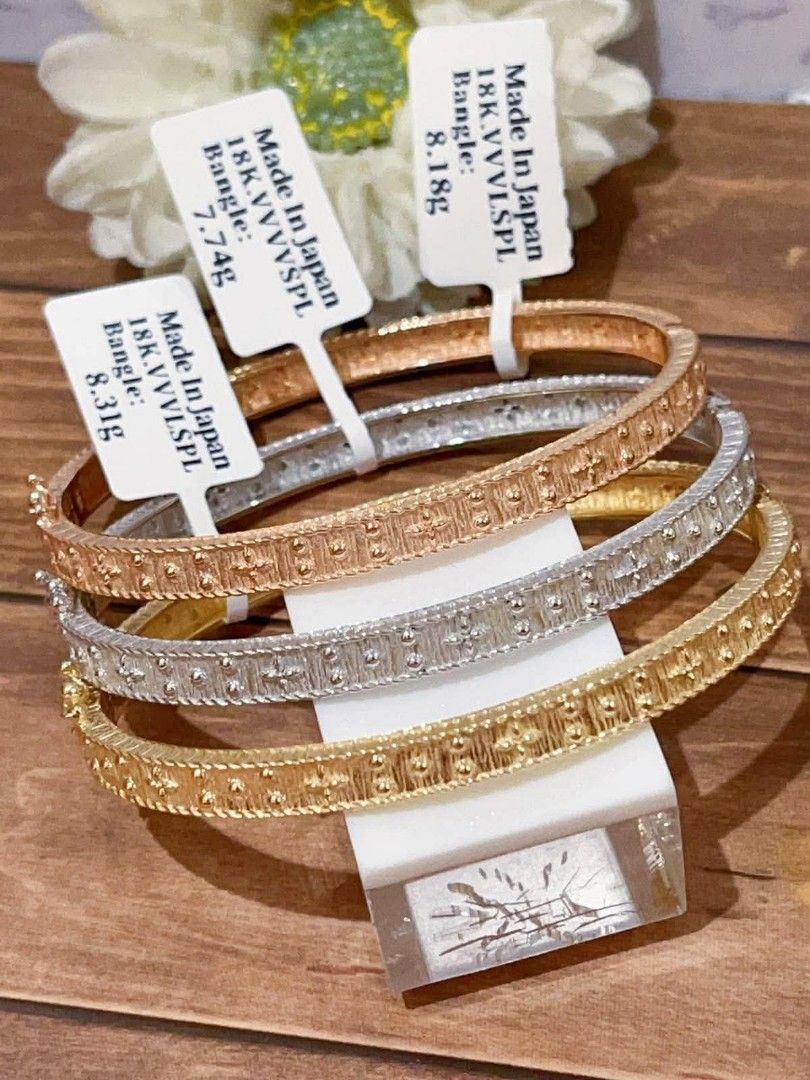 18k Japan gold bangle (Category: Bracelets) located in Manila. Submitted by bhelgoldseller2ndaccount (Listing ID 1467689949, Image 1). Description: New!!✨New!!✨New!! Authentic 18k Japan Golds 💯pawnable/naisasanla 💯with high appraisal rate 💯good investment 💯Direct supplier price 👉OPEN for resellers 🌺please take time to evaluate their actual sizes and grams 👉Best panggift for all occasions ✅ Sold per grams not per piece Kya lowest price ✅Wit
