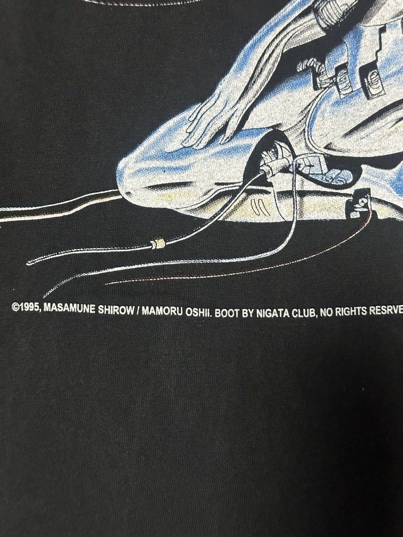 1995 Ghost in the Shell t-shirt (Category: Tshirts & Polo Shirts ) located in Quezon City. Submitted by rackculture (Listing ID 1467615801, Image 3). Description: 👕 Size Large 21.5 width 28.5 length 🧵Single Stitch All the Way 🏷️ Fashion Victim on Tag ₱ 1,500 only 📩 Message us to order .