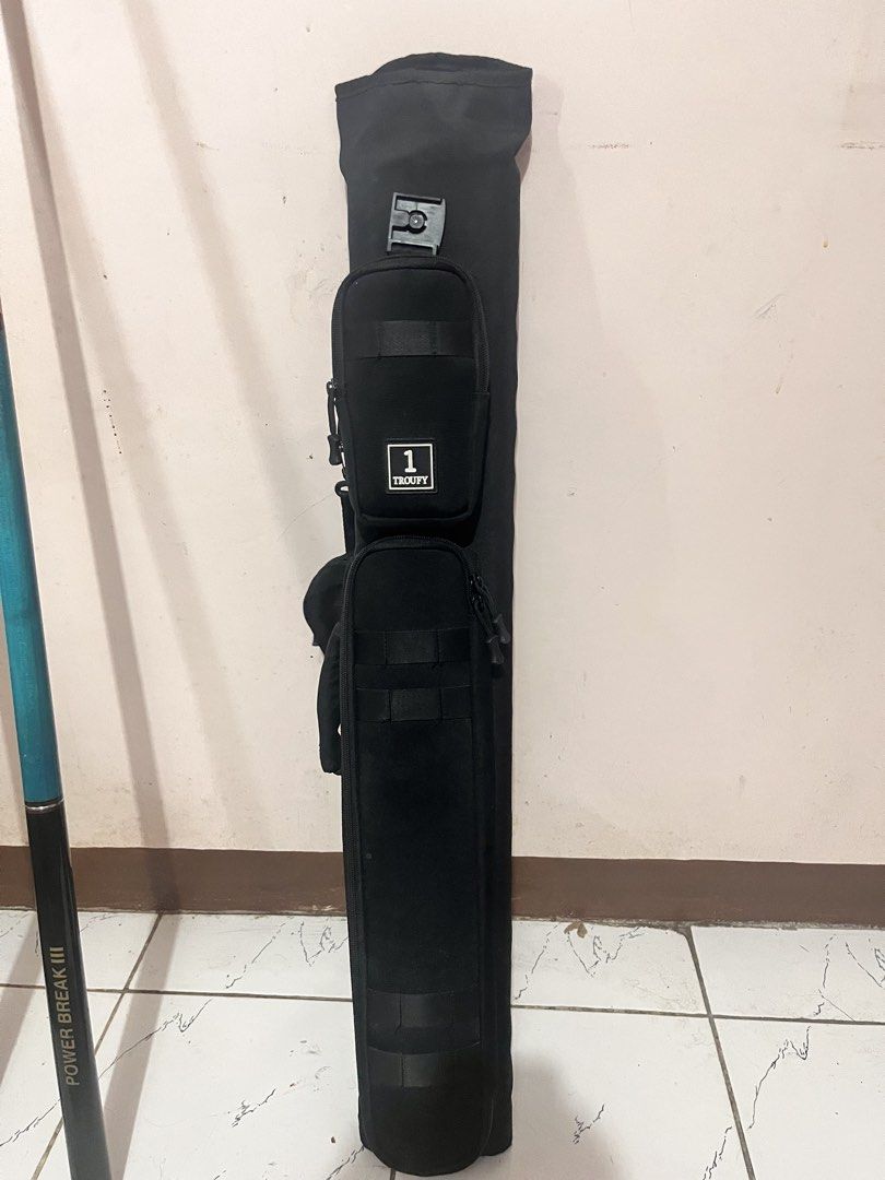 1 Troufy 2x4 hard case (Category: Billiards and Bowling) located in Manila. Submitted by dbdxs22yzn93159 (Listing ID 1467605254, Image 1). Description: .