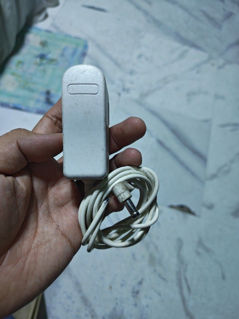 24volts /650mah / 100v - 220v (Category: Electrical, Adaptors & Sockets) located in Carmona. Submitted by tech_hub_cavite (Listing ID 1467732980, Image 3). Description: .