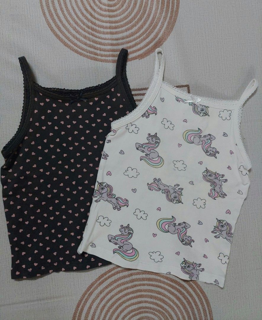 2 pcs H&M kids tank tops (Category: Babies & Kids Fashion) located in Taguig. Submitted by thrifthub.ph (Listing ID 1467709003, Image 1). Description: Pwede sa maarte,No himulmol,No stain. Yung unicorn stretchable sya..