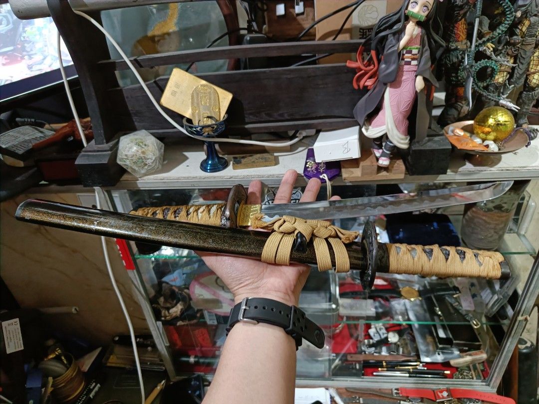2pcs. Tanto iaito (Category: Vintage Collectibles) located in Taguig. Submitted by ashicollection (Listing ID 1467607712, Image 3). Description: no saya yung isa. Please read! For sure buyer only! NO COD/COP No reservation The items will be sold to the first payer w/o prior notice. Verbal reservations are not acceptable. Note: All items are vintage. Please manage your expectations accordingly. G cash payment. Shipping via Lalamove Metro Manila. F
