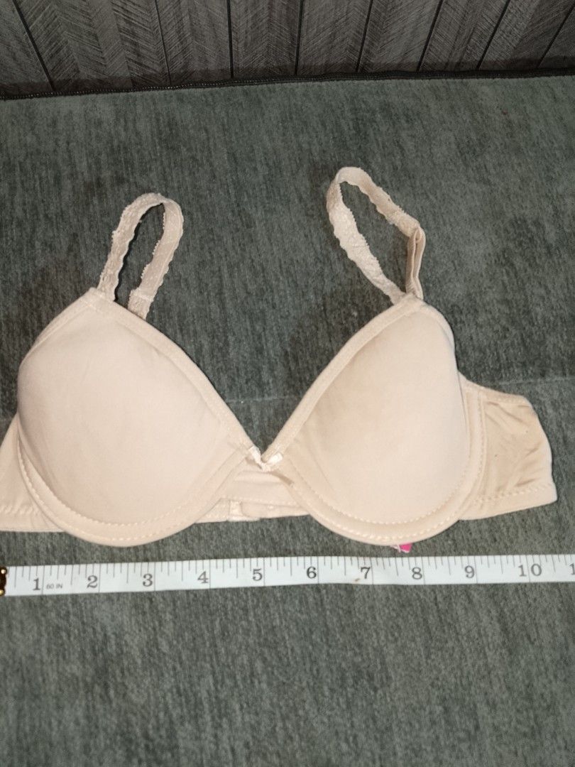 30a BRA THIN PADS WITH UNDERWIRE (Category: Undergarments & Loungewear) located in Manila. Submitted by truecrystal-1407 (Listing ID 1467690467, Image 2). Description: .