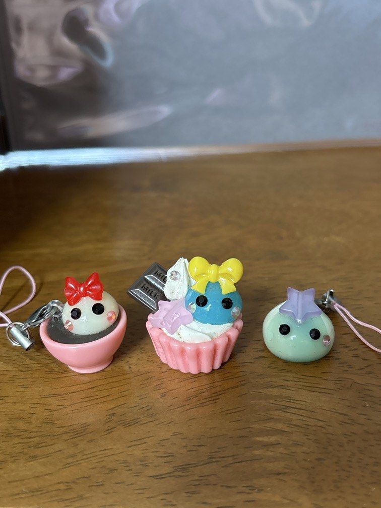 3 piece set: Hoppe-chan charms (Category: Character Goods) located in Calamba. Submitted by cur8d (Listing ID 1467612907, Image 1). Description: cupcake has no strap.