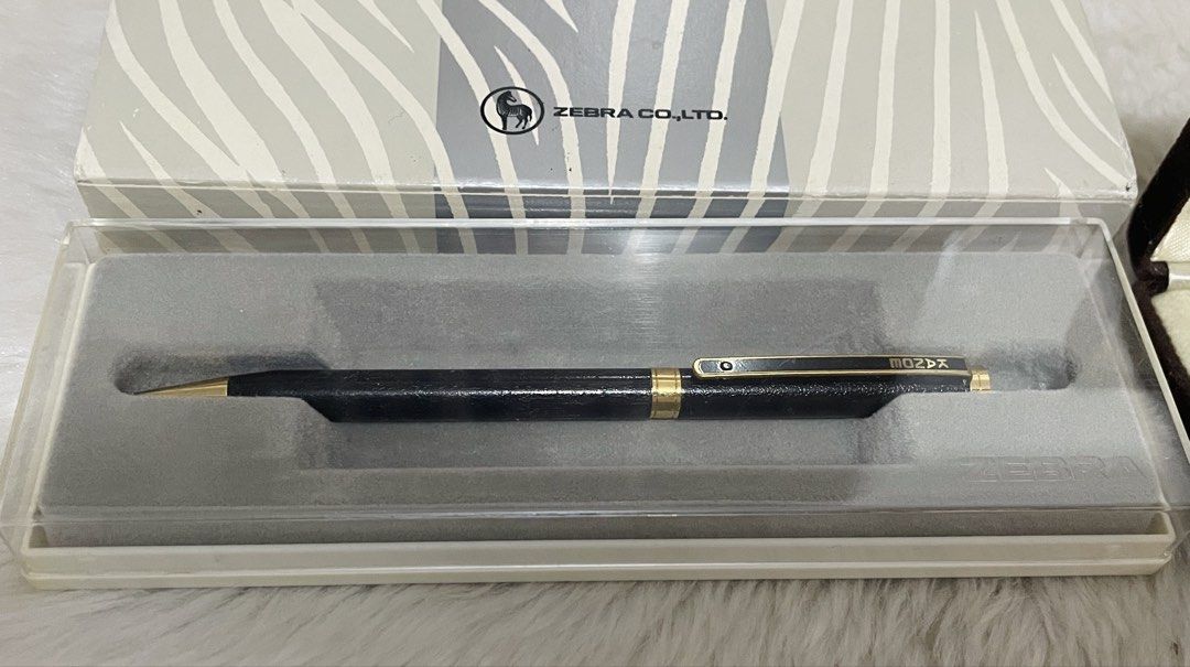 3pcs mechanical pens etc. bundle (Category: Stationery & School Supplies) located in Quezon City. Submitted by sissymissy1527 (Listing ID 1467807833, Image 3). Description: Cases included Take all only Selling as is where is.