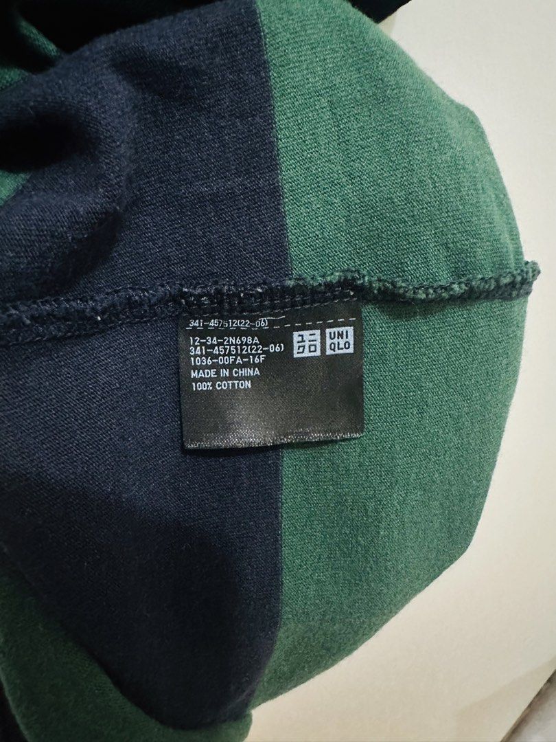 450 (Category: Tshirts & Polo Shirts ) located in Antipolo. Submitted by KwinsClowset (Listing ID 1467694595, Image 3). Description: Green & Black Stripes 23x28 In mont condition.