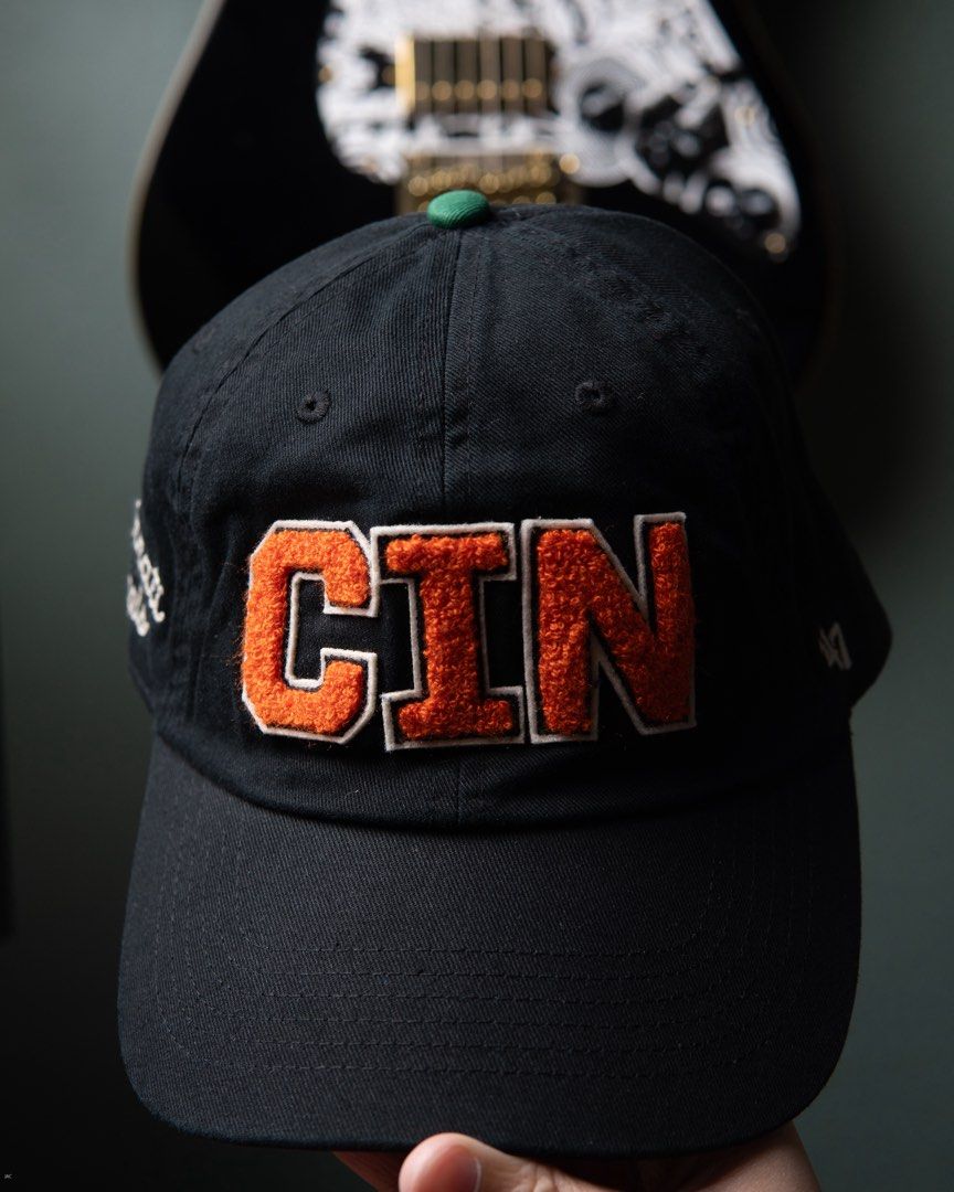 47 Brand Cincinnati Bengals Clean Up Cap (Category: Caps & Hats) located in Agdangan. Submitted by lavishbyji22912 (Listing ID 1467798966, Image 2). Description: ✅FOR SALE 47 brand BASEBALL CAPS ✅ALL AUTHENTIC BRAND NEW NEVER USED ONE SIZE FIT ALL ✅payment first ❗️NO COD ❗️no rush shipping 📍LAGUNA Pm for detailed photos and prices.